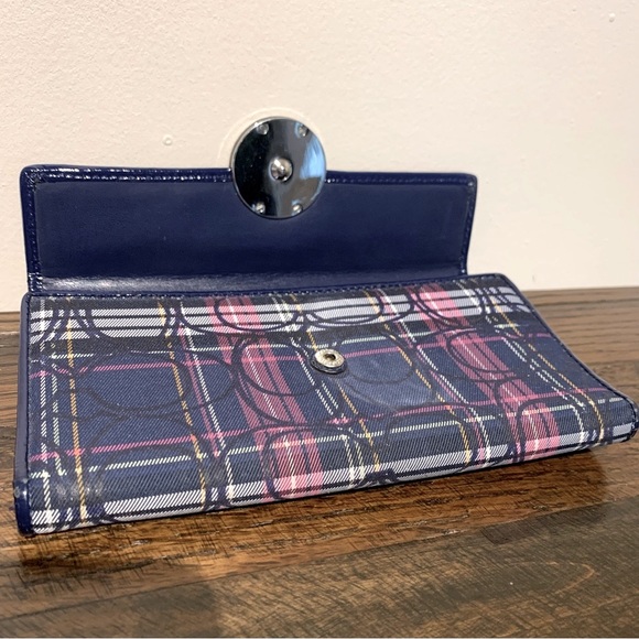 Coach tried-fold Wallet - Picture 5 of 8